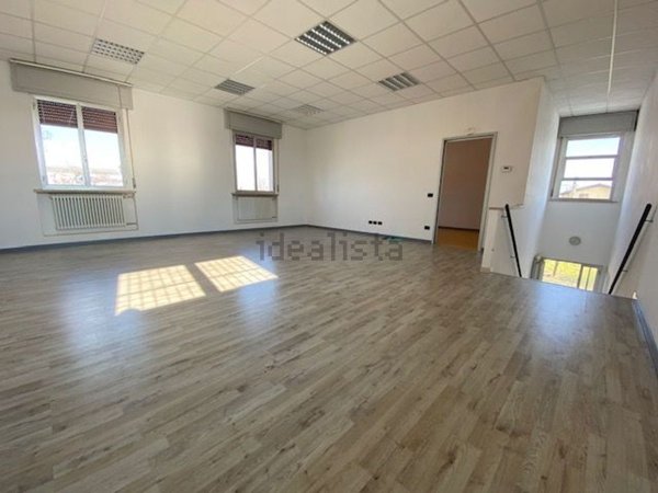 ufficio in affitto a Forlì