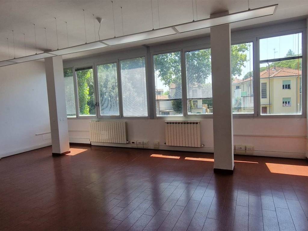 ufficio in affitto a Forlì in zona San Benedetto