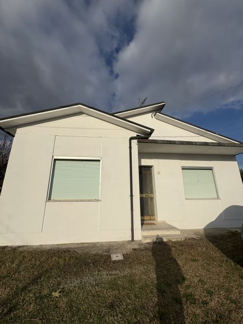 casa indipendente in affitto a Forlì in zona Pievequinta