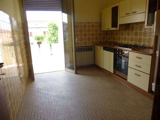 appartamento in affitto a Forlì in zona Cava