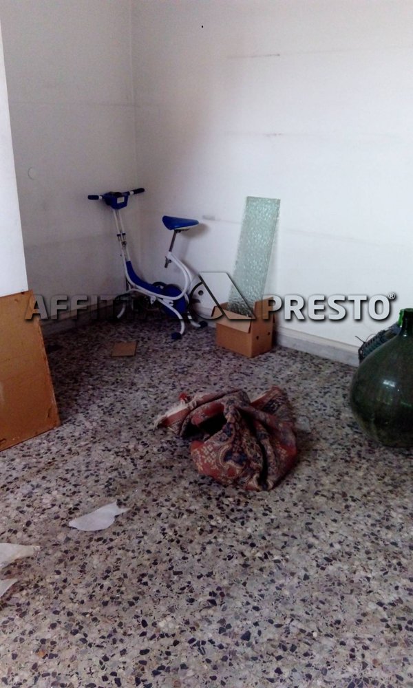 negozio in affitto a Forlì