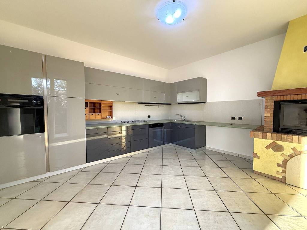 casa indipendente in affitto a Forlì in zona Coriano