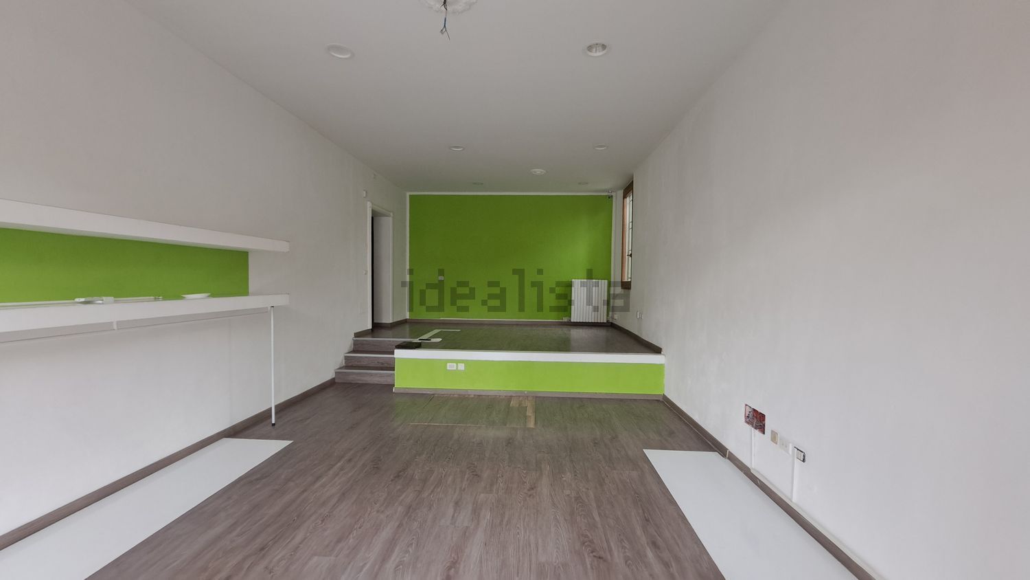 negozio in affitto a Forlì