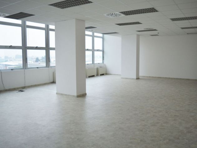 locale commerciale in affitto a Forlì in zona Pievequinta