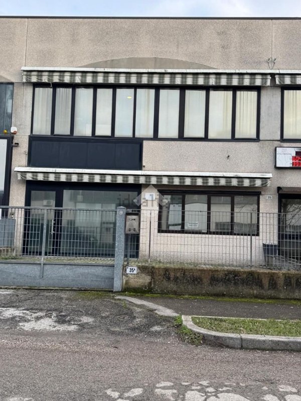 ufficio in affitto a Forlì in zona Pieve Acquedotto