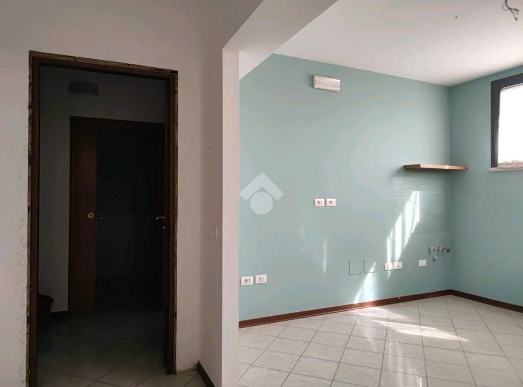 ufficio in affitto a Forlì in zona Cà Ossi