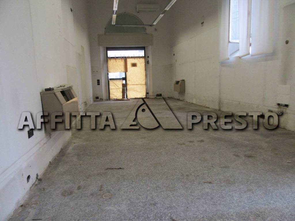 negozio in affitto a Forlì in zona Centro Storico