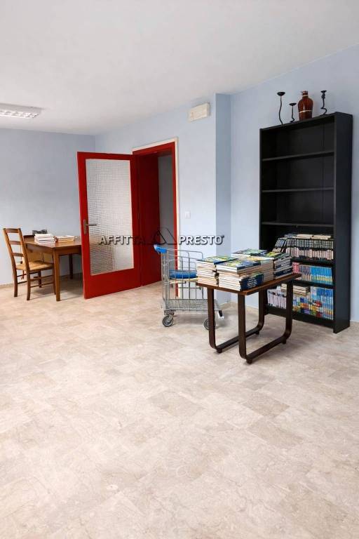 locale commerciale in affitto a Forlì in zona Pieve Acquedotto