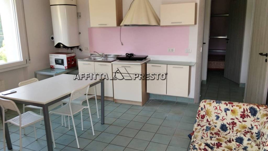 appartamento in affitto a Forlì in zona Quattro