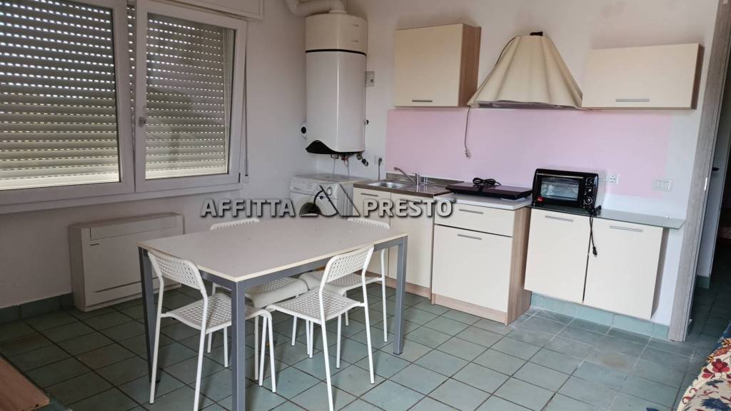 appartamento in affitto a Forlì in zona Quattro