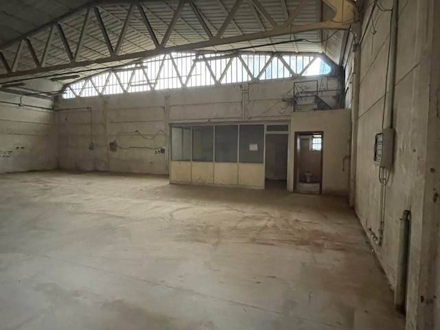 locale commerciale in affitto a Forlì in zona Pieve Acquedotto