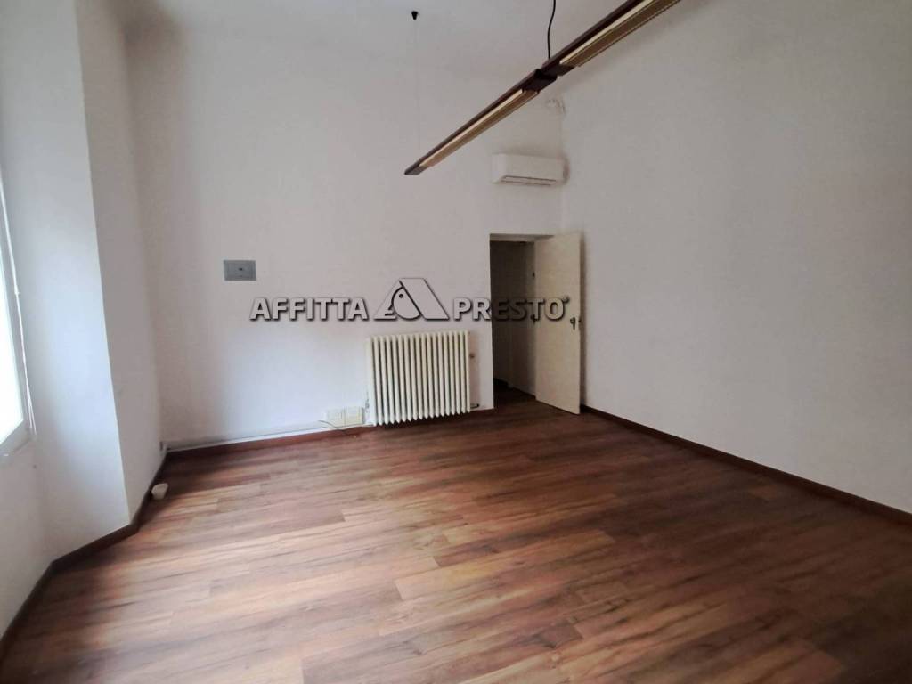 ufficio in affitto a Forlì