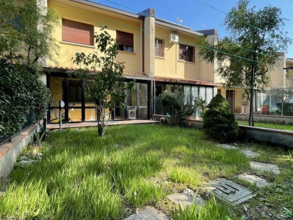 casa indipendente in affitto a Forlì in zona Cà Ossi