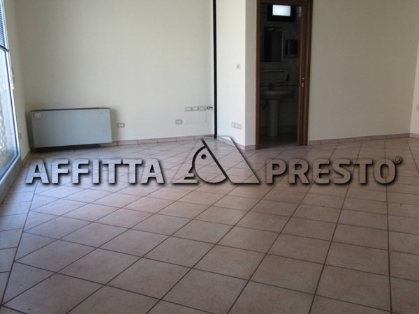 ufficio in affitto a Forlì in zona Centro Storico