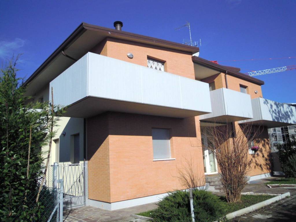 appartamento in affitto a Forlì in zona Ronco