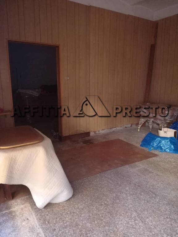 negozio in affitto a Forlì in zona Centro Storico