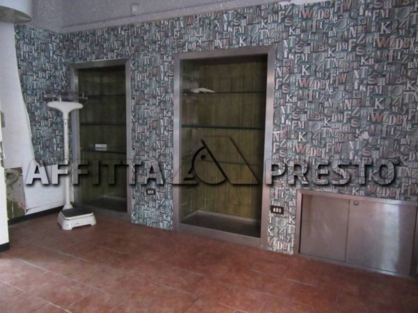 negozio in affitto a Forlì in zona Centro Storico
