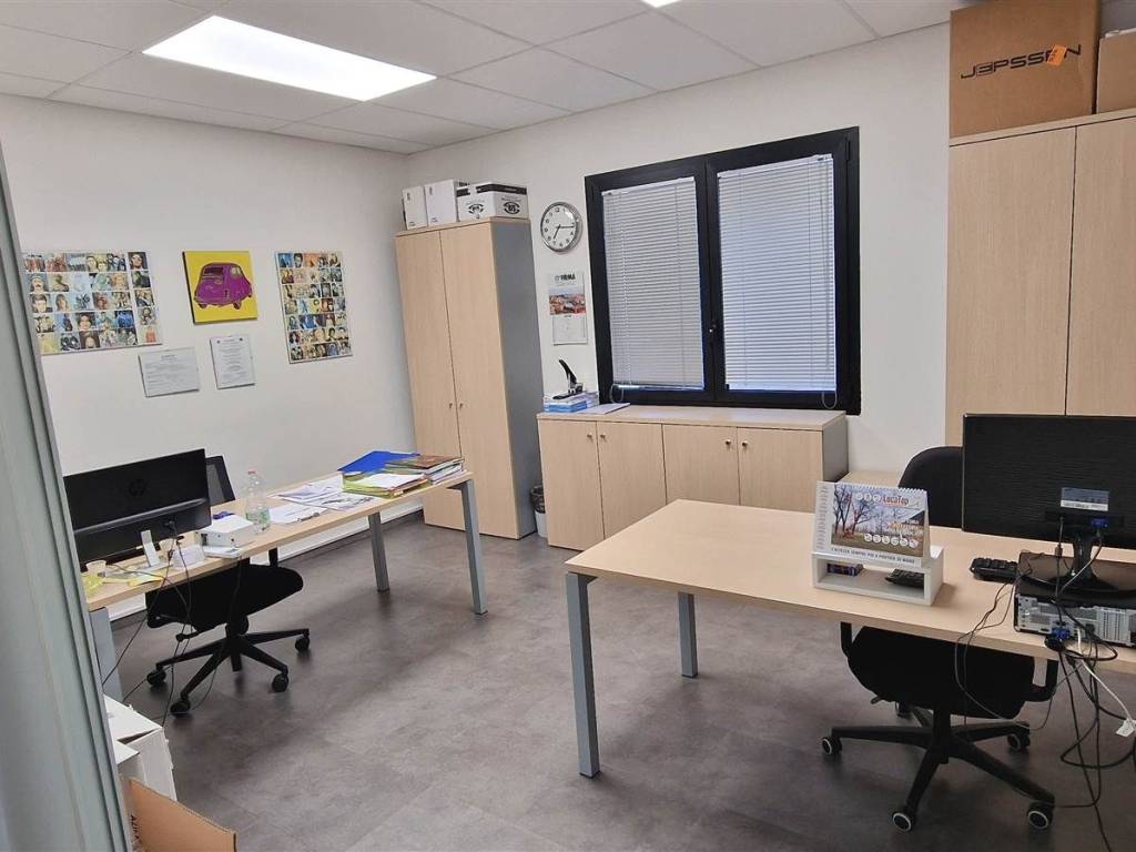 ufficio in affitto a Forlì in zona Musicisti / Grandi Italiani