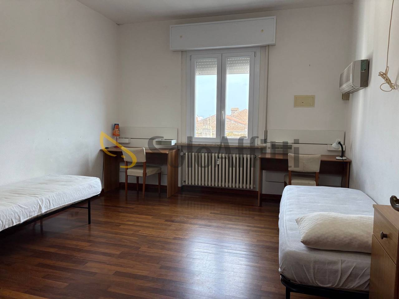 negozio in affitto a Forlì in zona Centro Storico