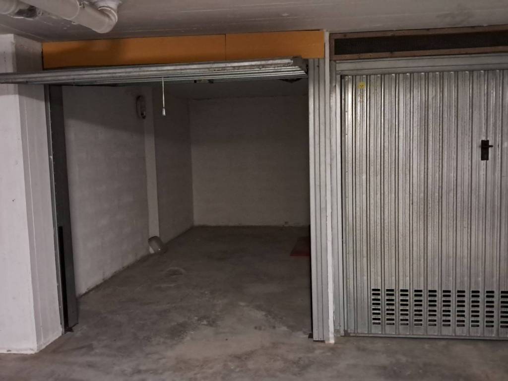 box auto in affitto a Forlì in zona Musicisti / Grandi Italiani