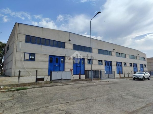 capannone in affitto a Longiano in zona Crocetta