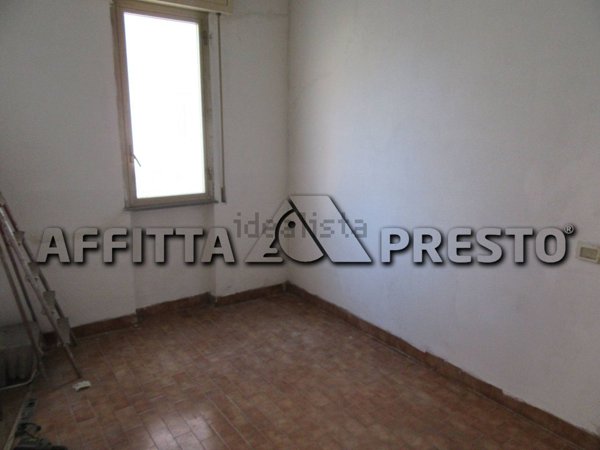 locale commerciale in affitto a Meldola