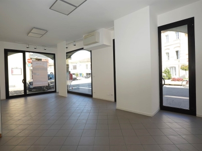 negozio in affitto a San Mauro Pascoli