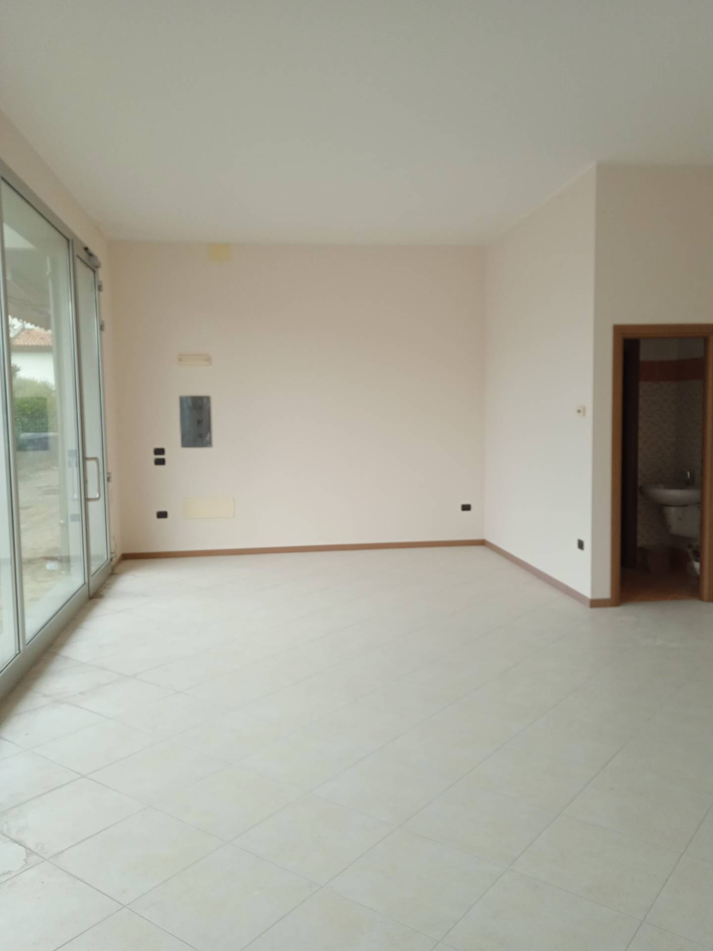 negozio in affitto a San Mauro Pascoli
