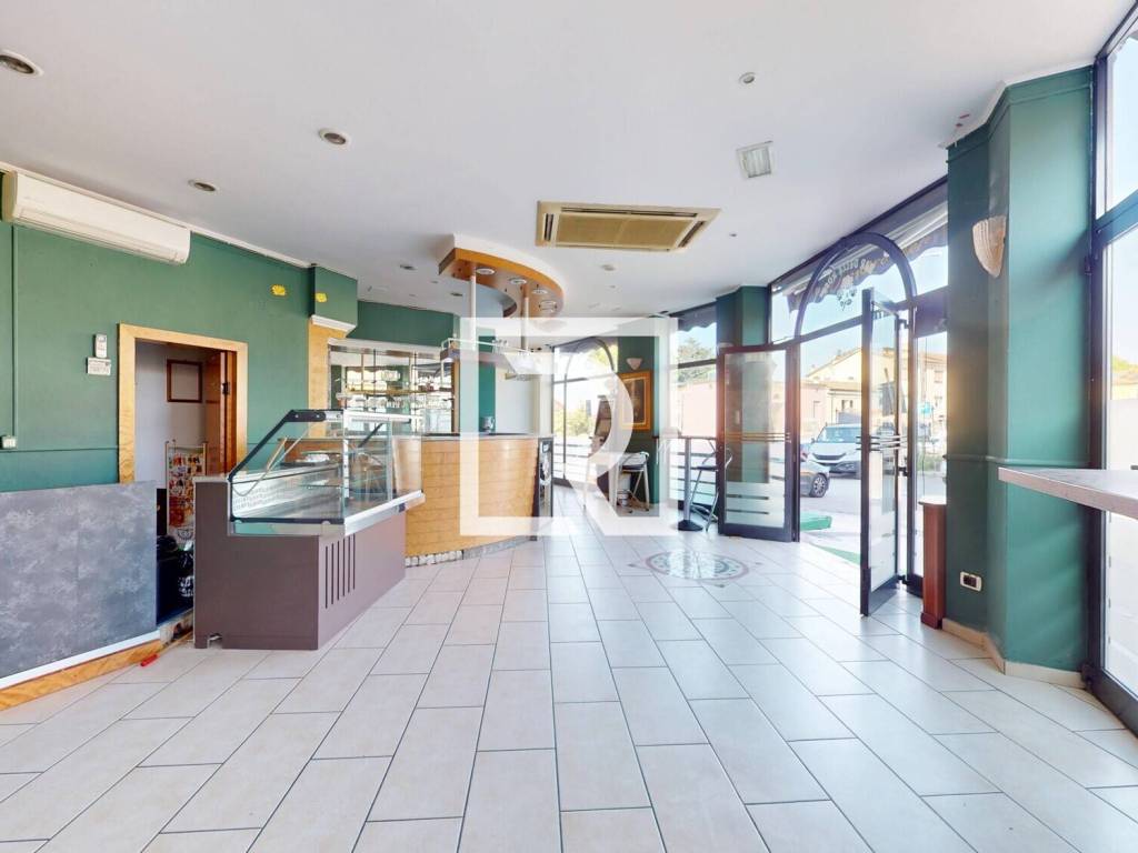 negozio in affitto a Savignano sul Rubicone