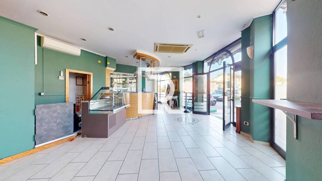 negozio in affitto a Savignano sul Rubicone