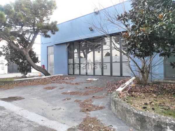 capannone in affitto a Savignano sul Rubicone