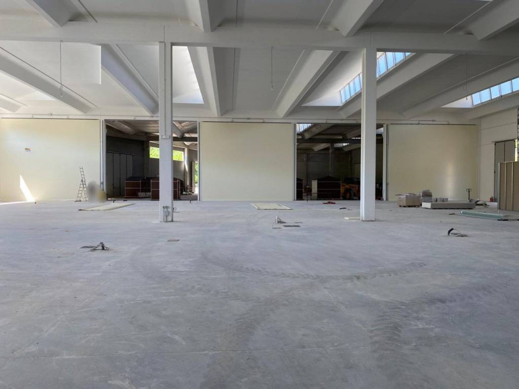 locale commerciale in affitto ad Acqualagna