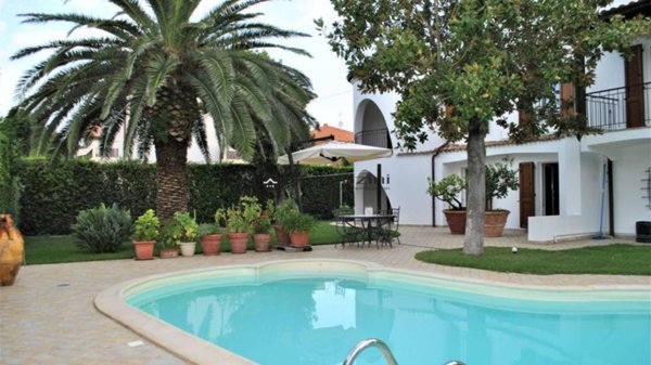 casa indipendente in affitto a Fano