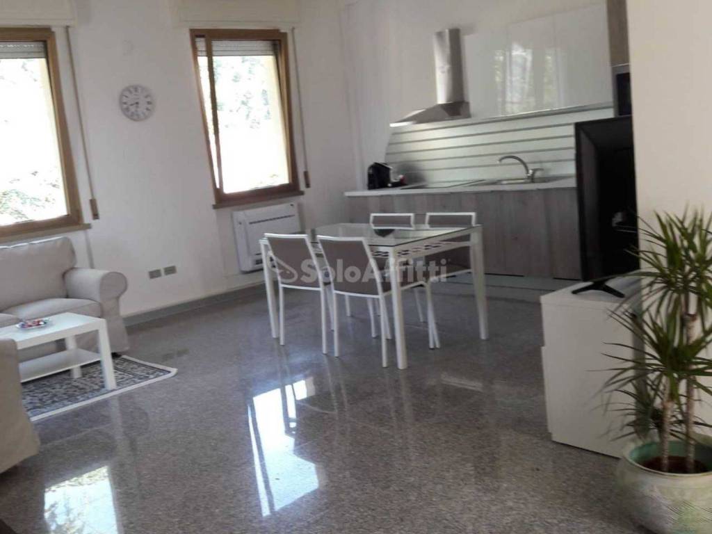 appartamento in affitto a Fano in zona Rosciano