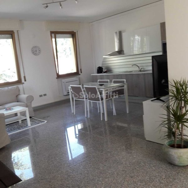 appartamento in affitto a Fano in zona Rosciano
