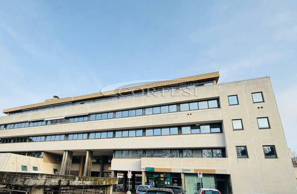 negozio in affitto a Fano