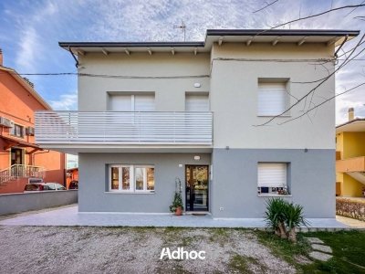 appartamento in affitto a Fano in zona Marotta