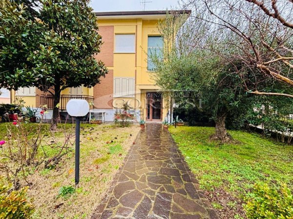 appartamento in affitto a Fano