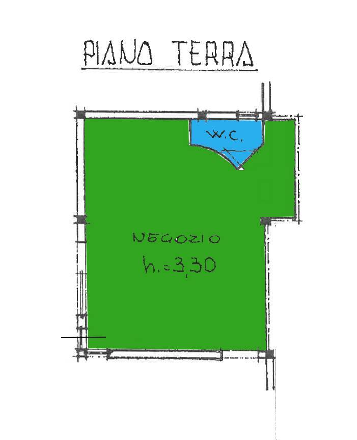 locale commerciale in affitto a Fano