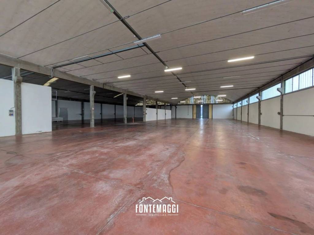 locale commerciale in affitto a Fano in zona Bellocchi