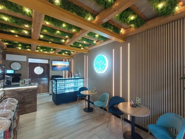 locale commerciale in affitto a Fano