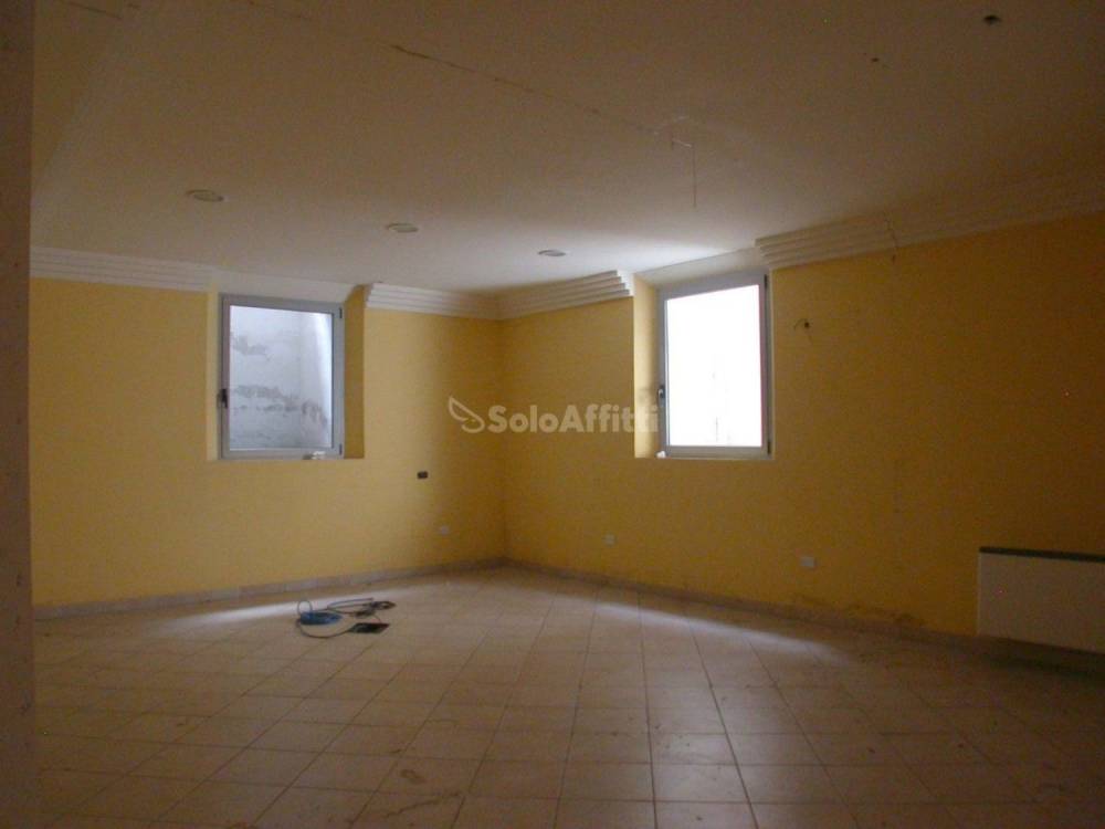 ufficio in affitto a Fano