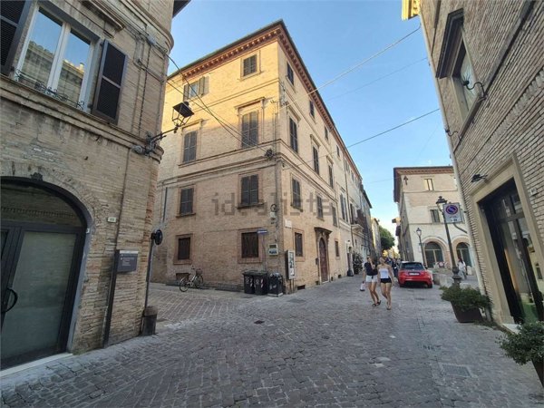 ufficio in affitto a Fano