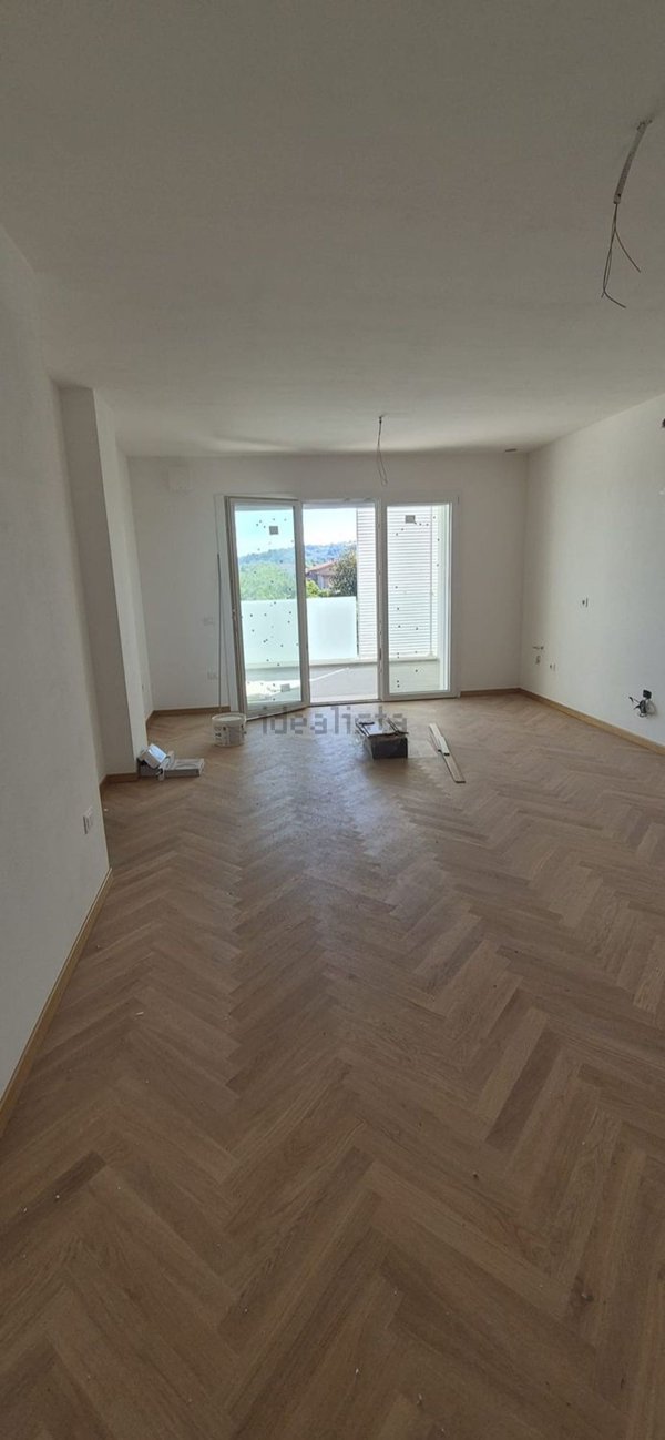 appartamento in affitto a Fano in zona Centinarola