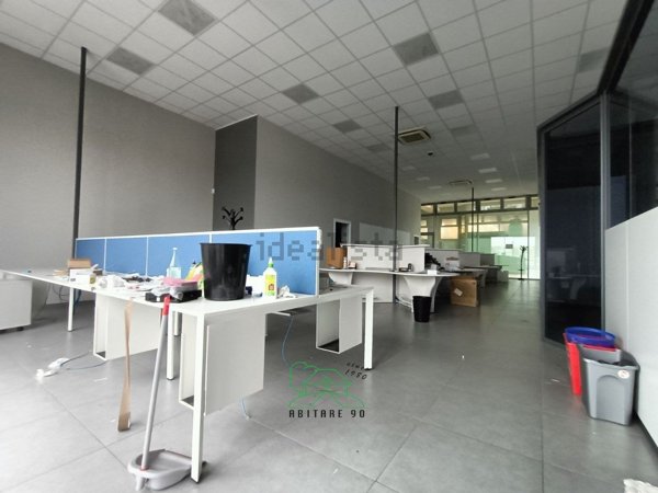 locale commerciale in affitto a Fano in zona Bellocchi
