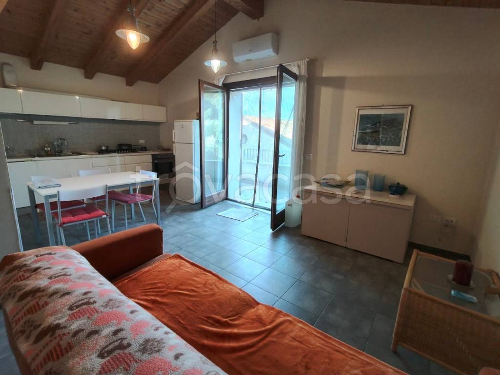 appartamento in affitto a Fano in zona Roncosambaccio