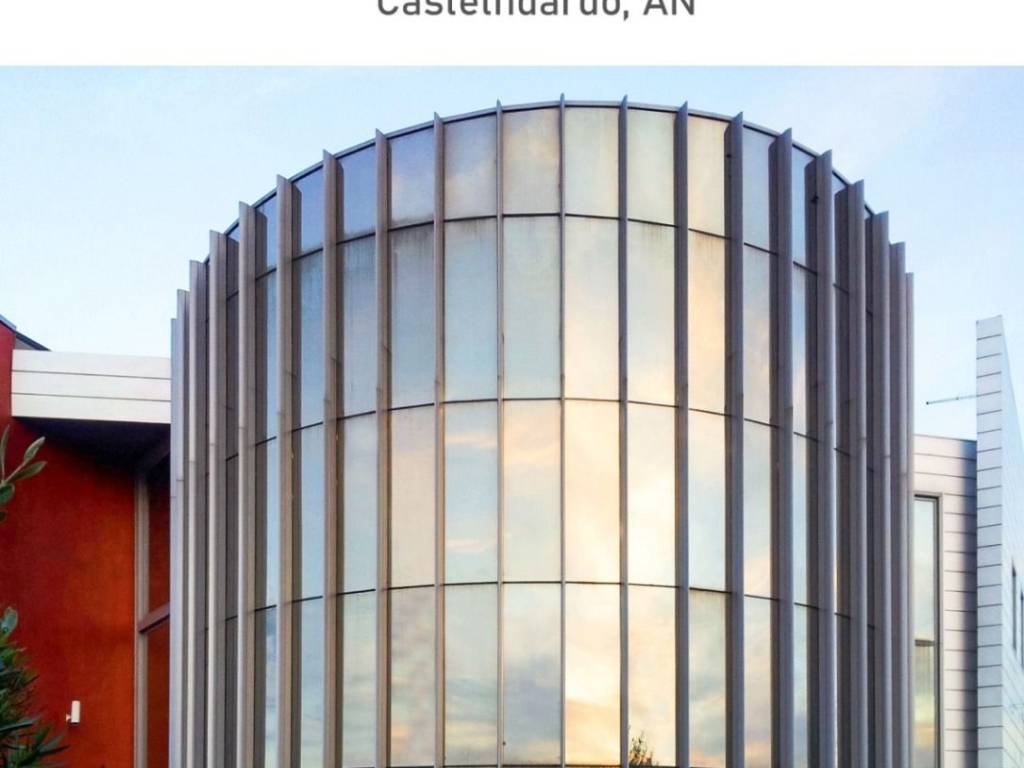 locale commerciale in affitto a Mondolfo