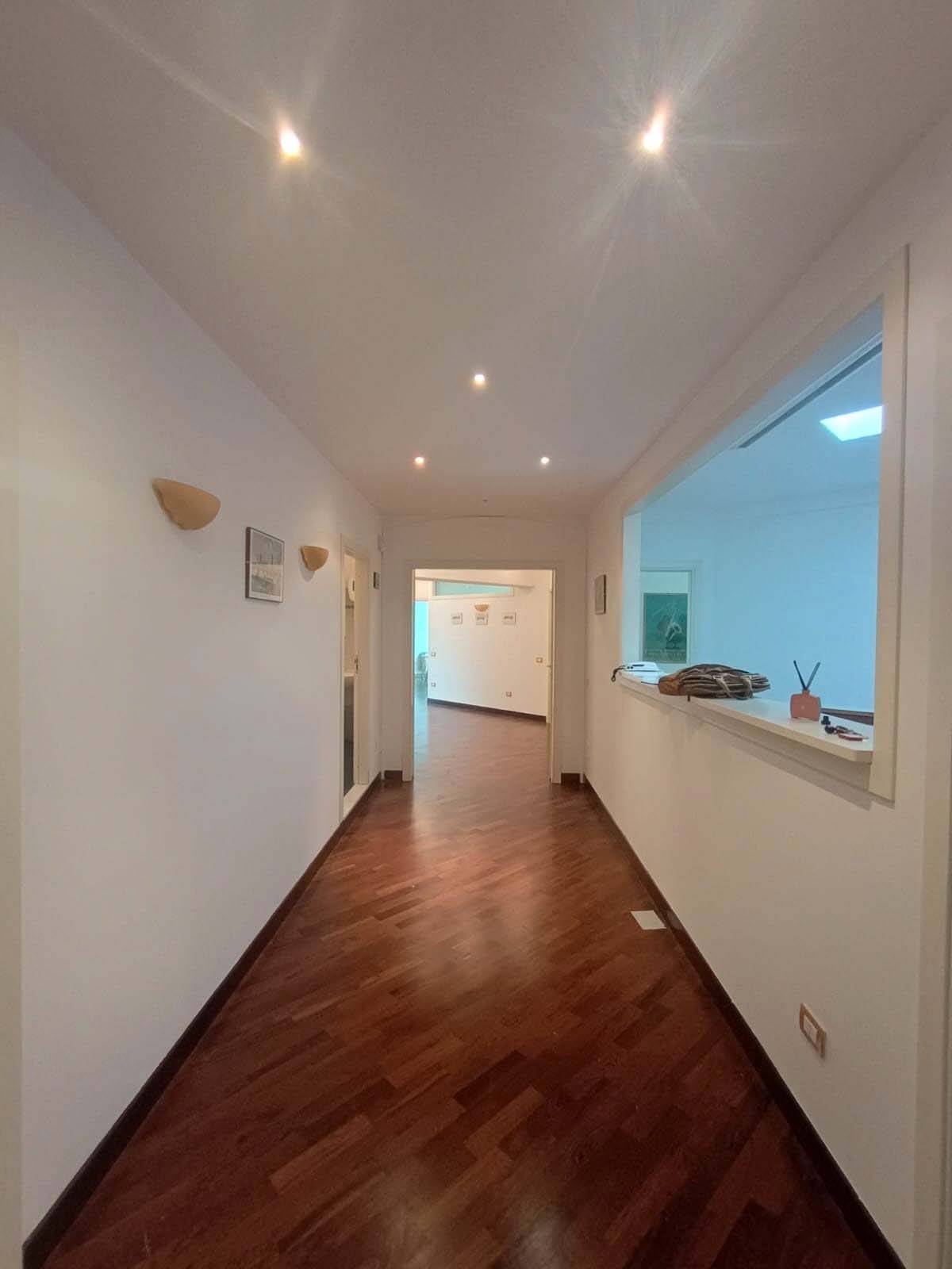 ufficio in affitto a Pesaro in zona Centro Città