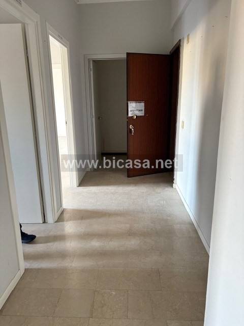 ufficio in affitto a Pesaro in zona Pantano