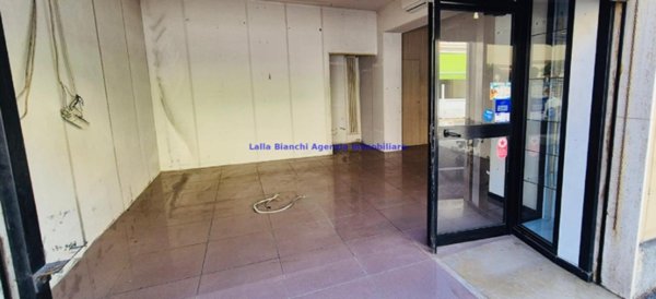 locale commerciale in affitto a Pesaro in zona Loreto